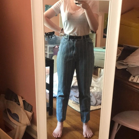 Jeans - Picture 3 of 4